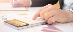 בודק שכר מוסמך