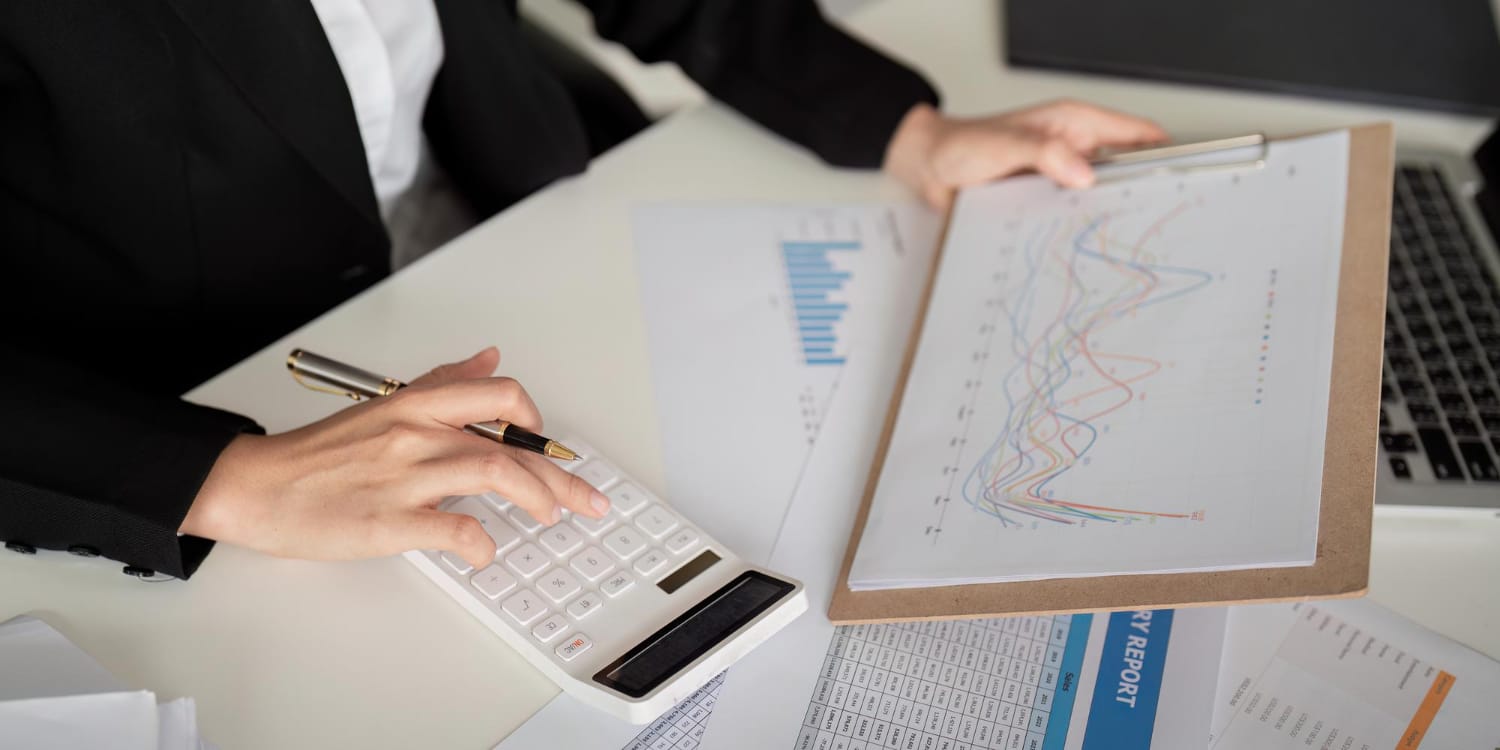 בודק שכר מוסמך